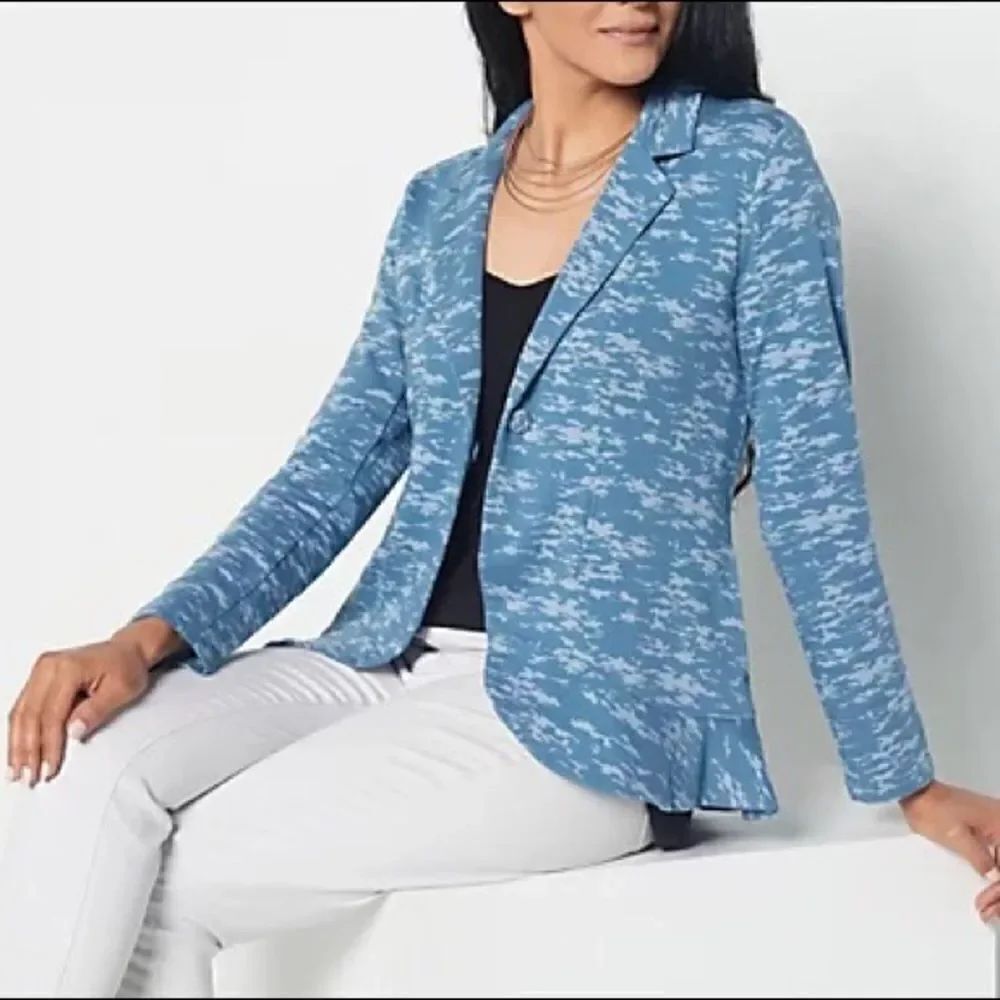 LOGO by Lori Goldstein Mini Camo French Terry Blazer